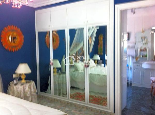 Casa independiente en calle Callosa d'en Sarrià