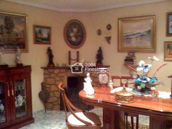 Casa independiente en calle Callosa d'en Sarrià