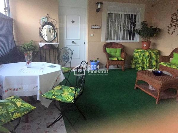 Casa independiente en calle Callosa d'en Sarrià