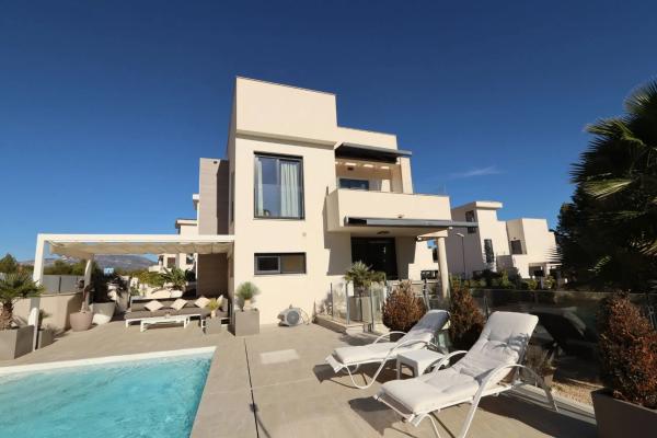 Chalet en Montebello - Nou Espai