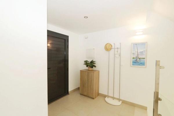 Casa independiente en avenida de Coloma