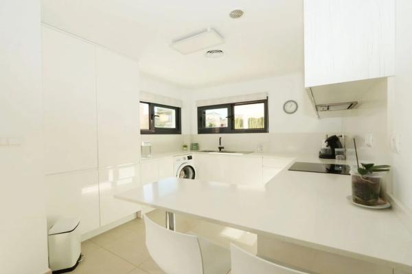 Casa independiente en avenida de Coloma