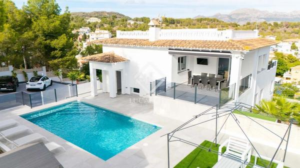 Casa independiente en calle Vall de Gallinera