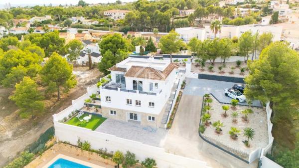 Casa independiente en calle Vall de Gallinera