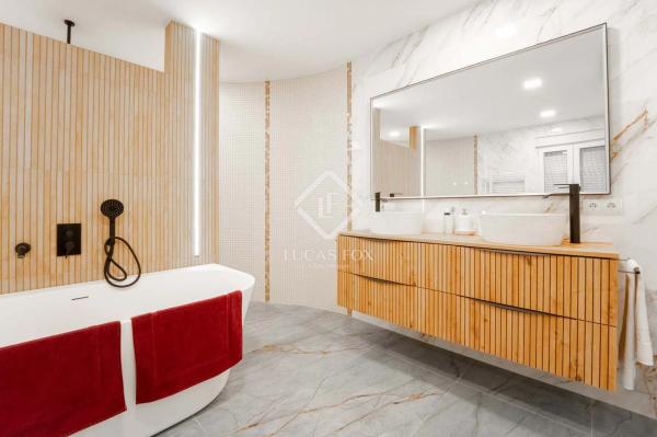 Casa independiente en calle Vall de Gallinera