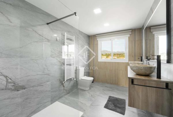 Casa independiente en calle Vall de Gallinera