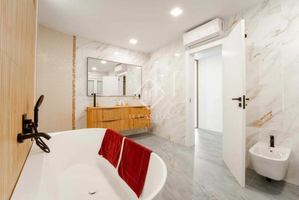 Casa independiente en calle Vall de Gallinera