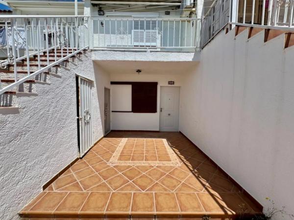 Chalet adosado en calle Capellá