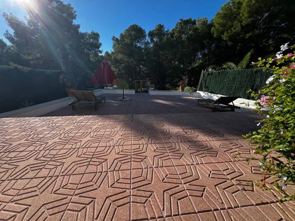 Chalet adosado en calle Serra Grossa, 14