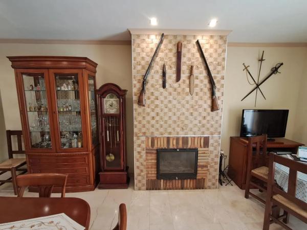 Chalet adosado en avenida Porvilla, 44