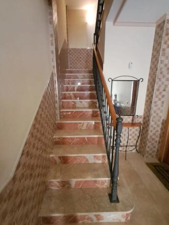 Chalet adosado en avenida Porvilla, 44