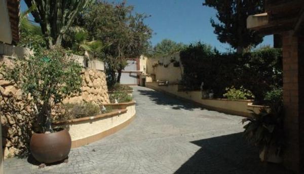 Casa independiente en calle Viena