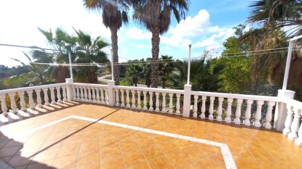 Casa independiente en Partida Captivador