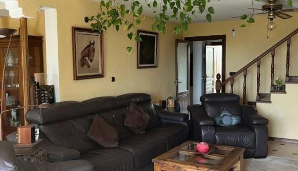 Casa independiente en calle Viena