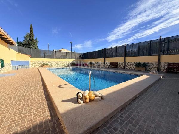 Casa independiente en calle de l'Abellerol