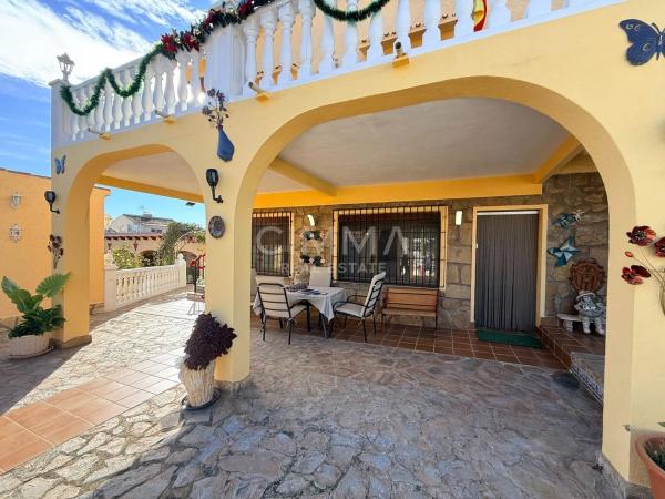 Casa independiente en calle de l'Abellerol