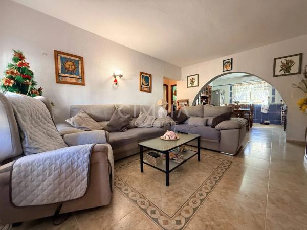 Casa independiente en calle de l'Abellerol