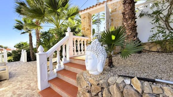 Casa independiente en calle El Salvador