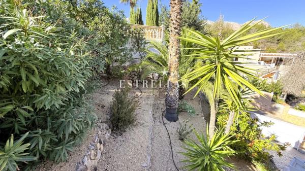 Casa independiente en calle El Salvador