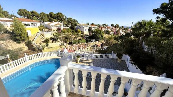 Casa independiente en calle El Salvador