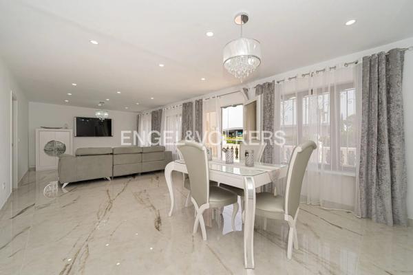 Casa independiente en calle de la Cadernera