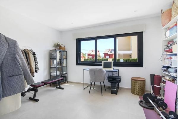 Casa independiente en calle San Marino, 39