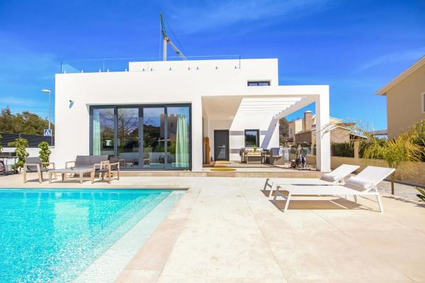 Casa independiente en calle San Marino, 39