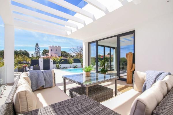 Casa independiente en calle San Marino, 39