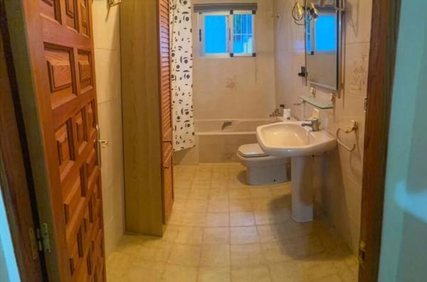 Chalet pareado en calle Colom