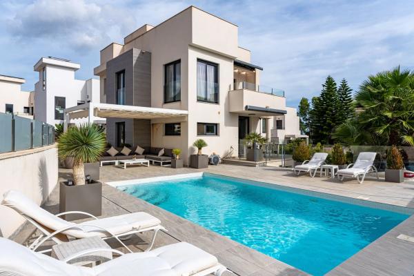 Chalet en calle Coll de Rates