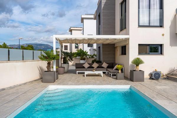 Chalet en calle Coll de Rates