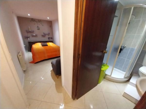 Casa independiente en calle Amsterdam