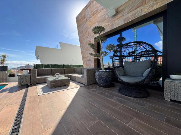 Casa independiente en calle Venezuela, 11