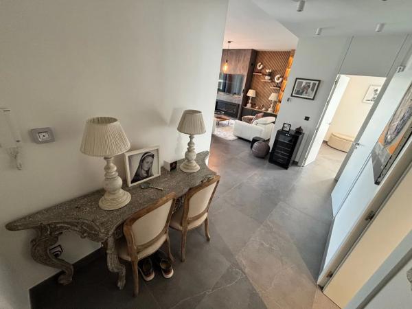 Casa independiente en calle Venezuela, 11