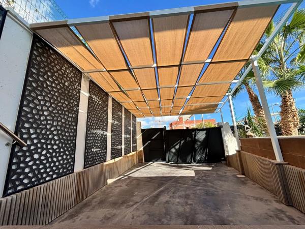 Casa independiente en calle Venezuela, 11