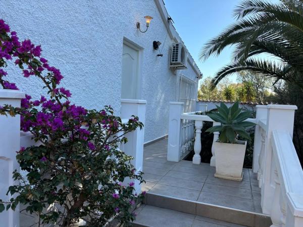 Chalet en calle Dalí