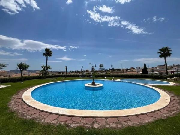 Chalet adosado en calle Serra del Cabeçó d'Or