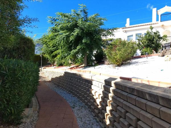 Chalet adosado en calle Serra del Cabeçó d'Or