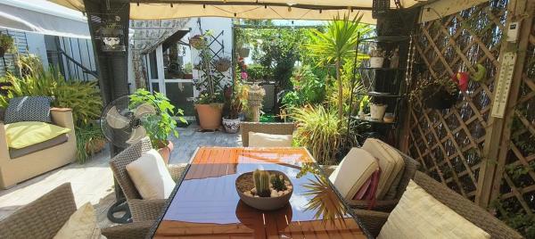 Chalet adosado en calle Serra del Cabeçó d'Or