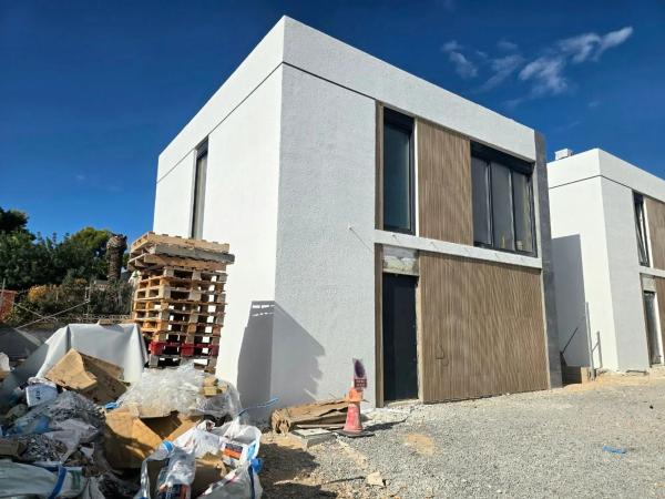 Chalet adosado en calle Capellá, 21