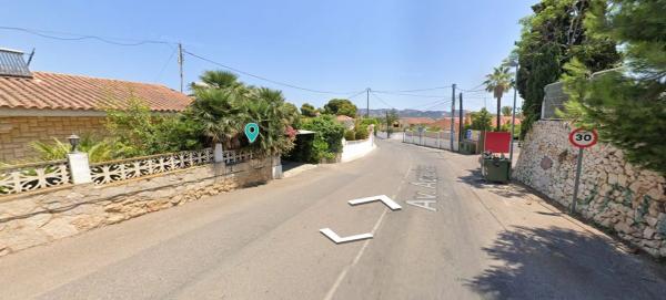 Casa independiente en Av Acacies Bh