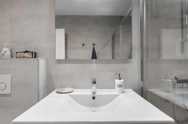 Chalet adosado en calle Serra de l'Almedia