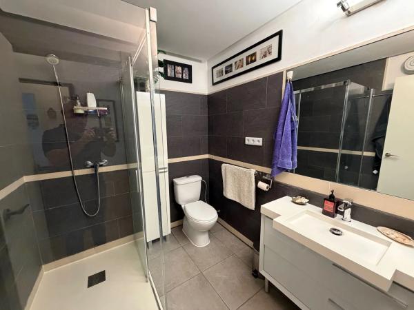 Chalet pareado en calle Llevant