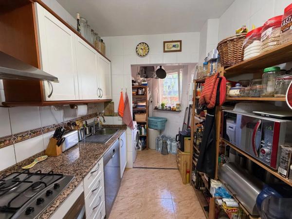 Chalet pareado en calle Llevant