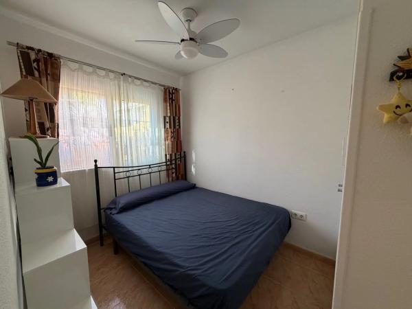 Chalet pareado en calle Llevant