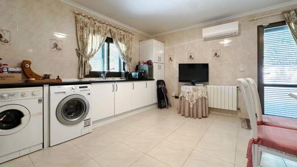 Casa independiente en Urbanizacion Coblanca