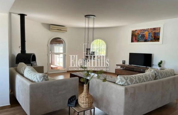 Casa independiente en calle Roma