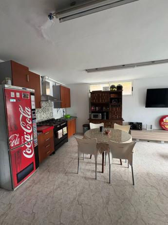 Chalet pareado en avenida de Coloma, 16