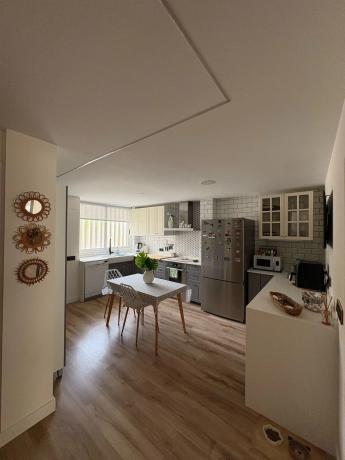 Chalet pareado en avenida de Coloma, 16