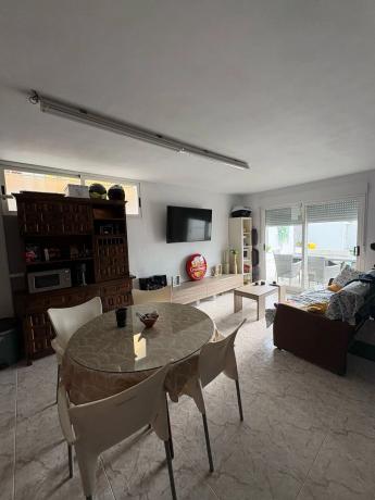 Chalet pareado en avenida de Coloma, 16